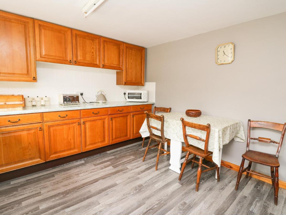 Holly Farm Cottage Newbridge on Wye エクステリア 写真